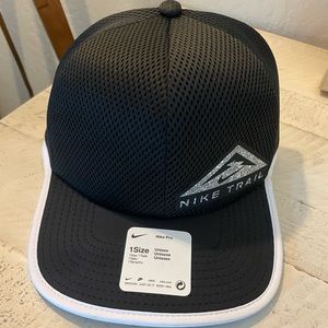 Nike Adult Men's Dri Fit Pro Trail